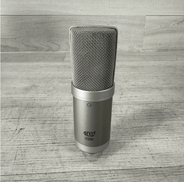 Студийный микрофон MXL V250